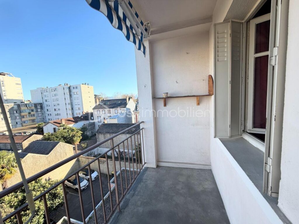 Appartement lumineux, idéalement situé dans un secteur recherché – 3 pièces – 2 chambres – 63 m²