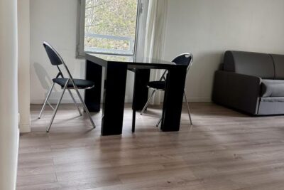 Studio lumineux 30m2 avec balcon et parking – Quai de la marne – 1 pièce – NR chambres – 30 m²