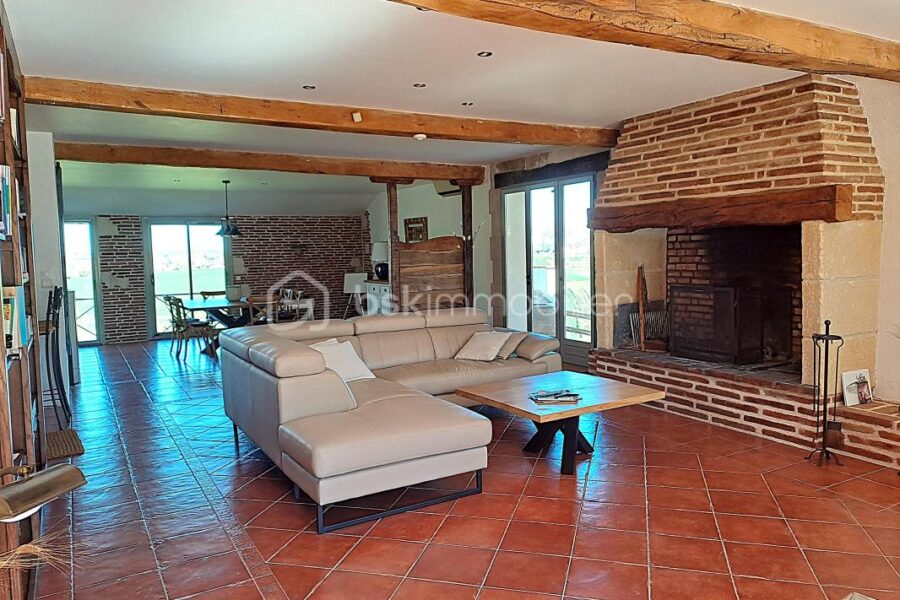Maison à vendre à Lanta