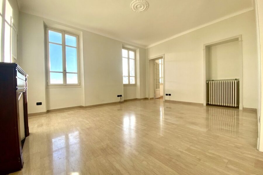Appartement à louer à Nice