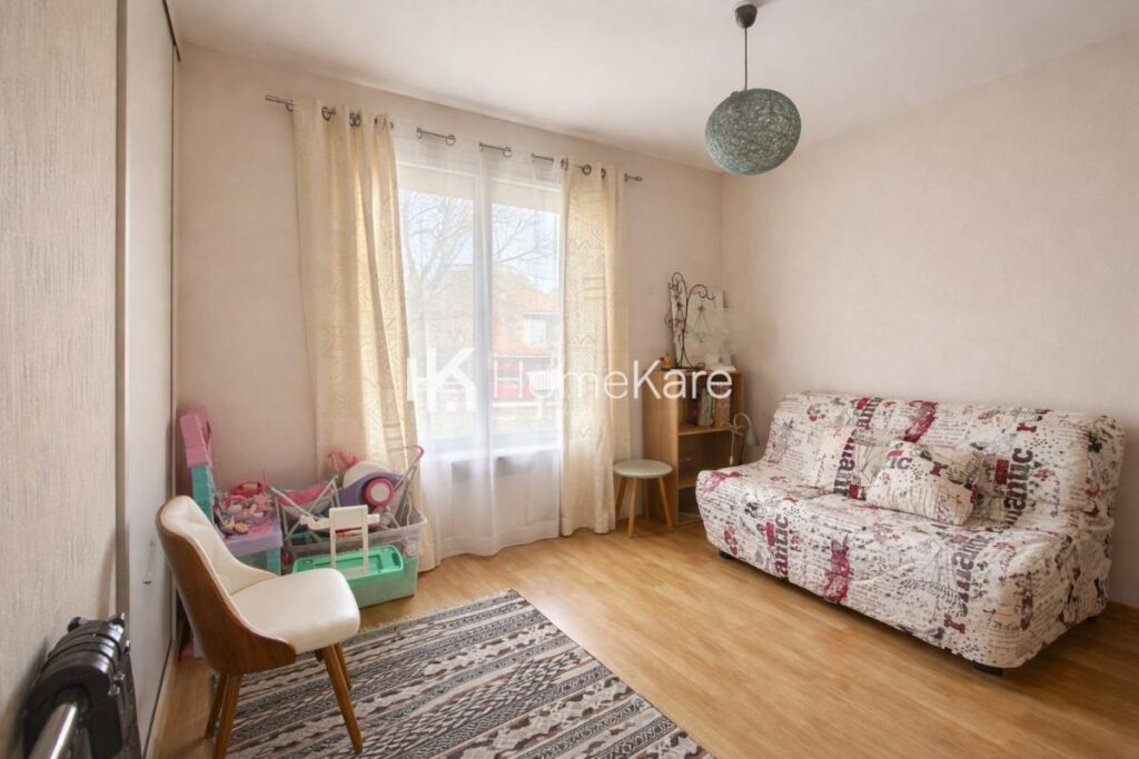 DE BELLES PRESTATIONS POUR CETTE MAISON ! – 5 pièces – 3 chambres – 124 m²