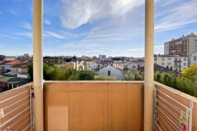 T3 avec double balcon et parking – Quartier Minimes (31200) – 3 pièces – 2 chambres – 67 m²