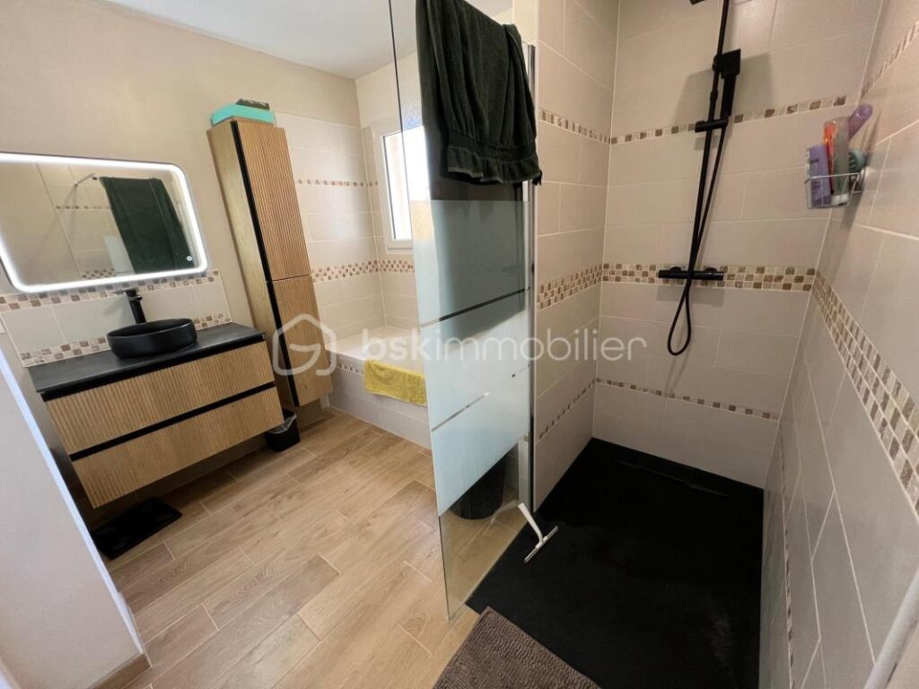 Proche Le Mans Nord : Pavillon de 2024 (RE 2020) et vue sur campagne – 4 pièces – 2 chambres – 86 m²