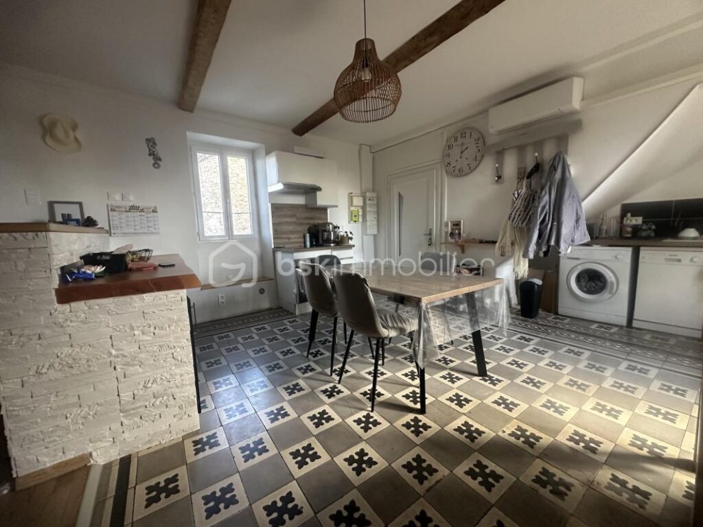 Appartement duplex cosy 52 M2 en campagne à Saint-Christol-Lès-Alès – 2 pièces – 1 chambre – 53 m²