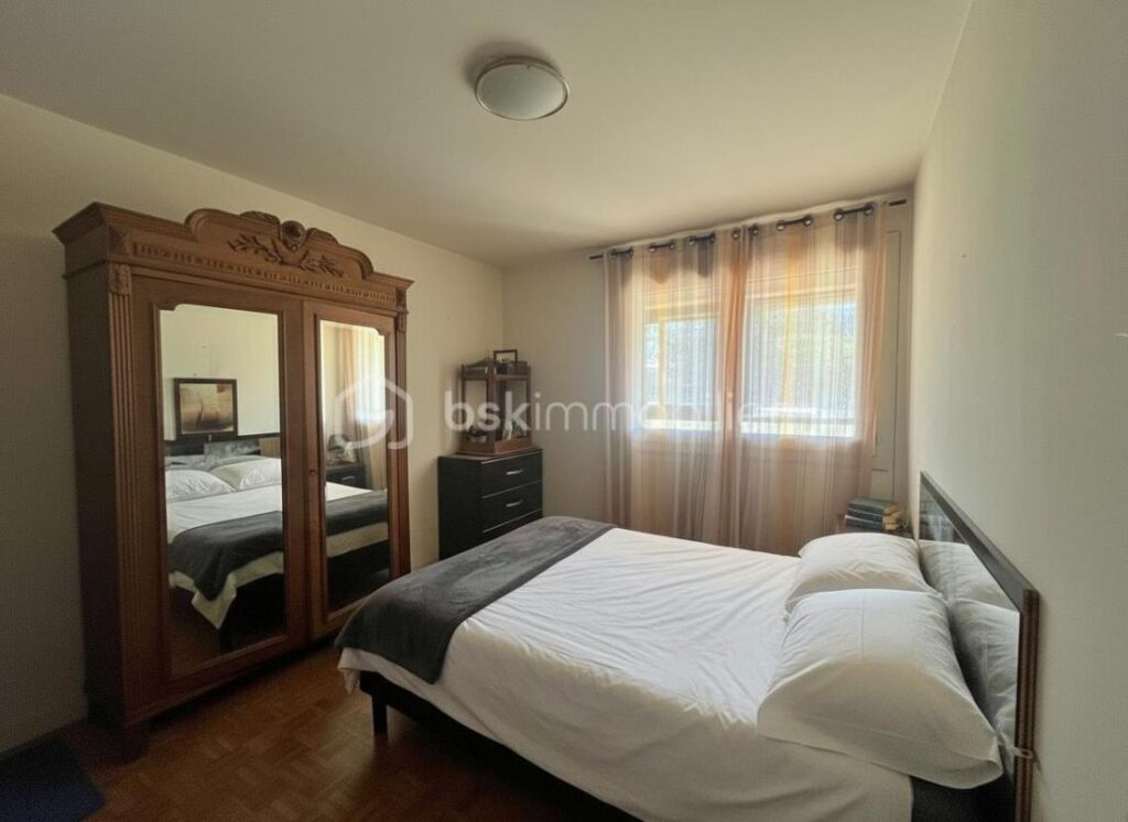 APPARTEMENT 3 PIÈCES – 58 m² + PARKING + CAVE – 3 pièces – 2 chambres – 59 m²