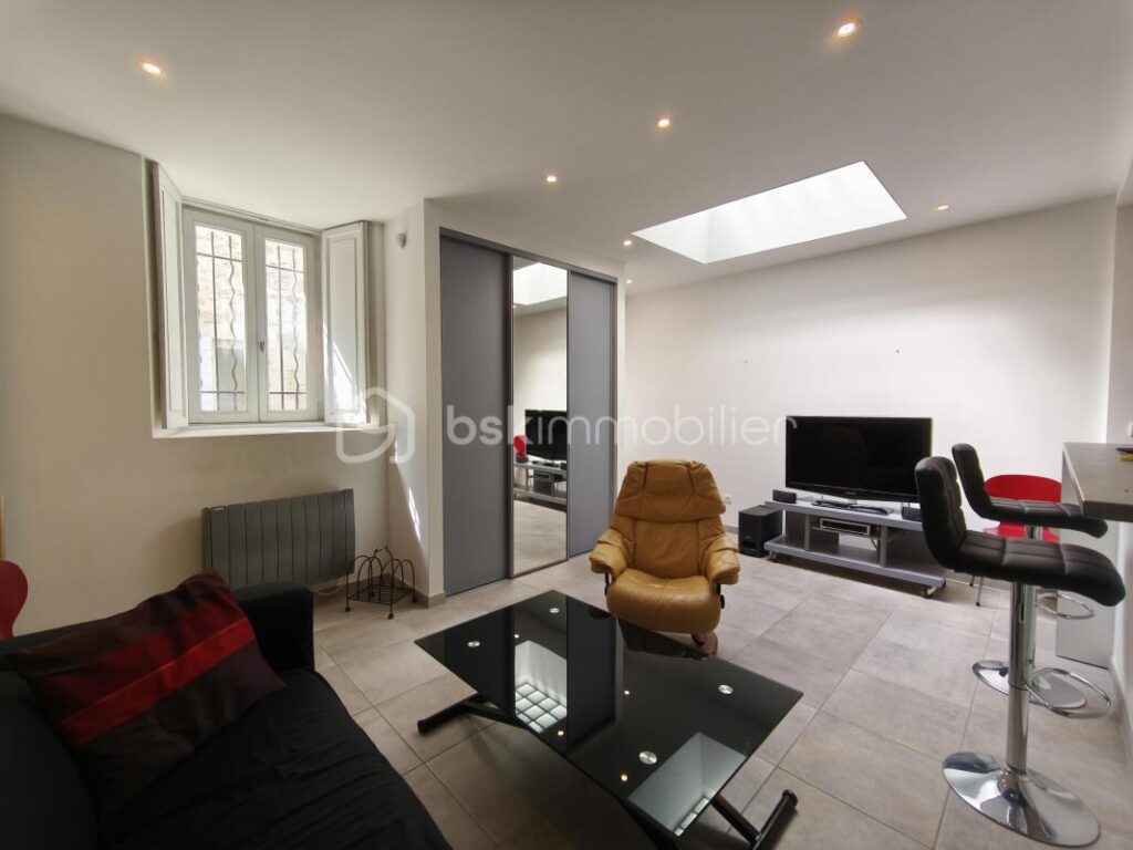 Maison Type 3 70 m² avec garage 33 m² et terrasse – 3 pièces – 2 chambres – 67 m²