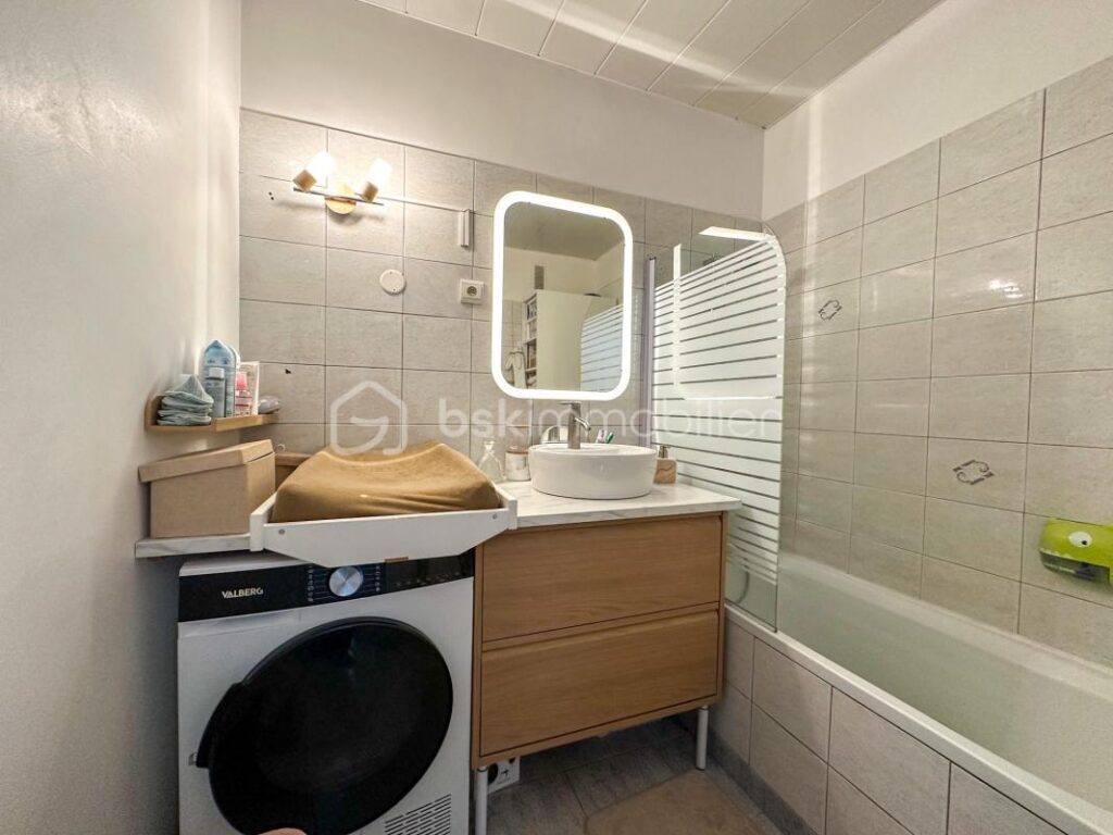 Appartement coup de cœur , 2 chambres , secteur recherché – 3 pièces – 2 chambres – 66 m²