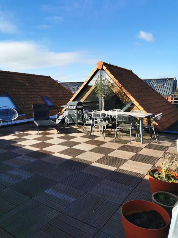 Loft de 128 m2 avec 2 terrasses + 2 places de parking – 4 pièces – 2 chambres – 128 m²