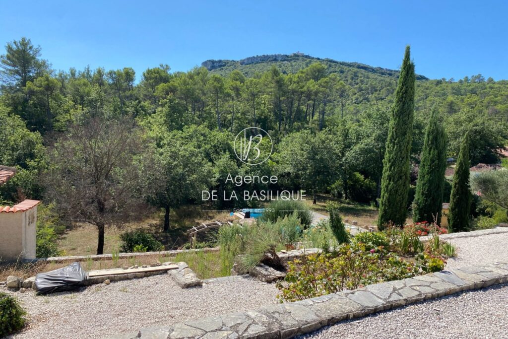 vente maison de caractère 5 Pièce(s) – 5 pièces – 4 chambres – 145.00 m²
