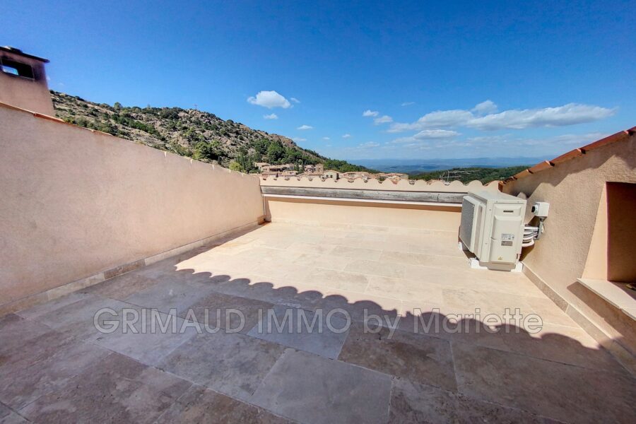 Maison à vendre à La garde-freinet