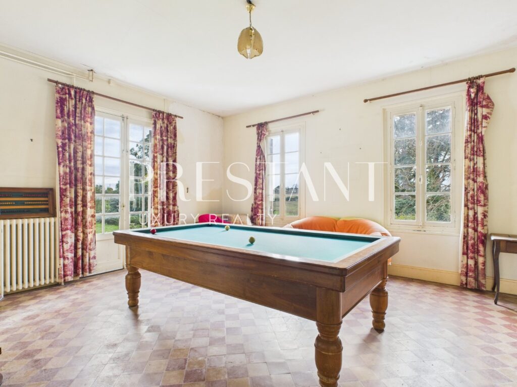 Propriété viticole – NR pièces – 9 chambres – 780 m²