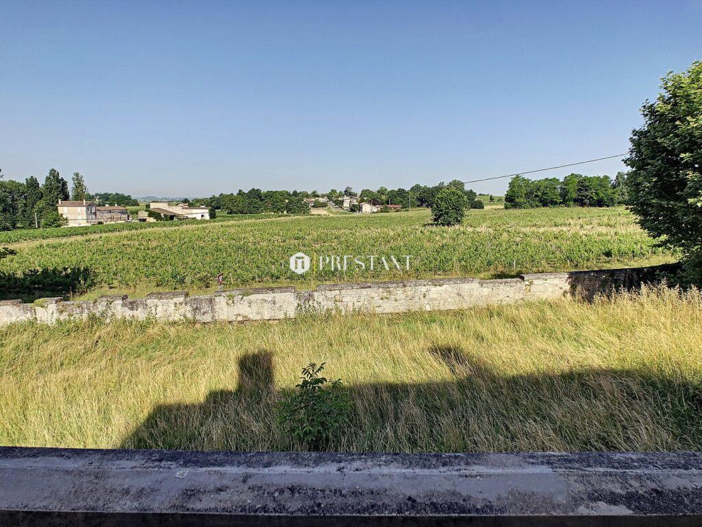 Propriété viticole – NR pièces – 9 chambres – 780 m²