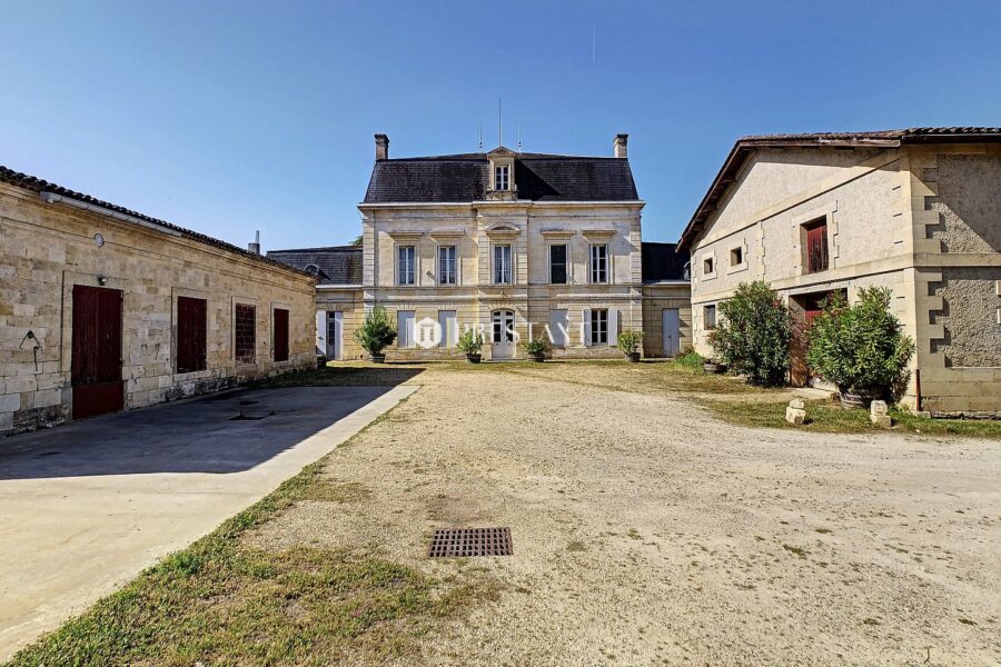 Maison à vendre à Montagne