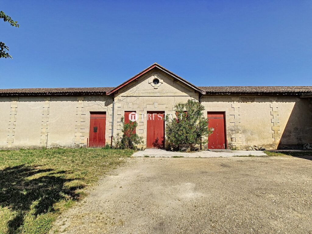 Propriété viticole – NR pièces – 9 chambres – 780 m²