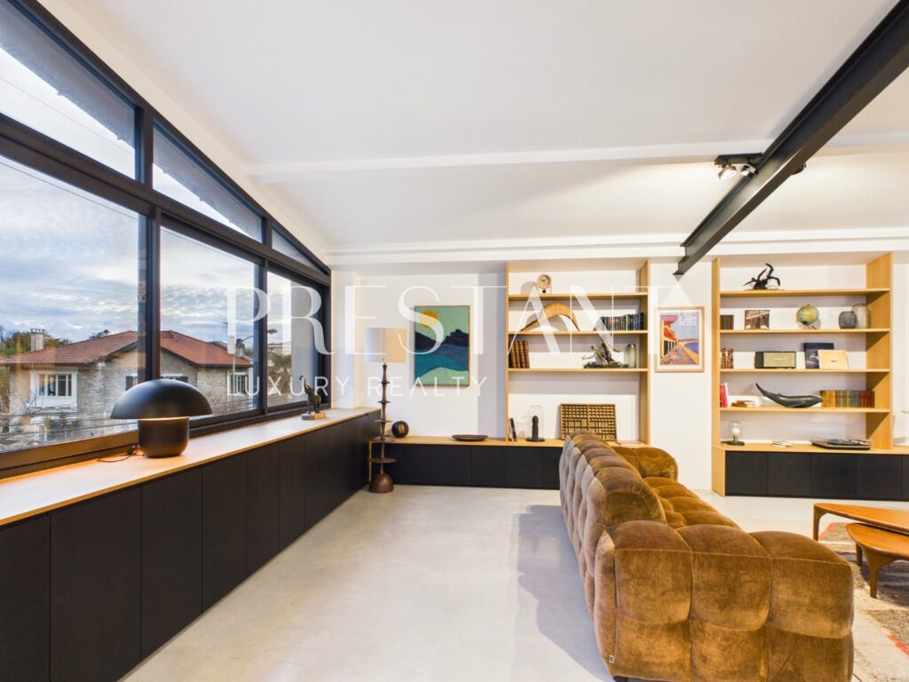 Maison – 5 pièces – 3 chambres – 226 m²