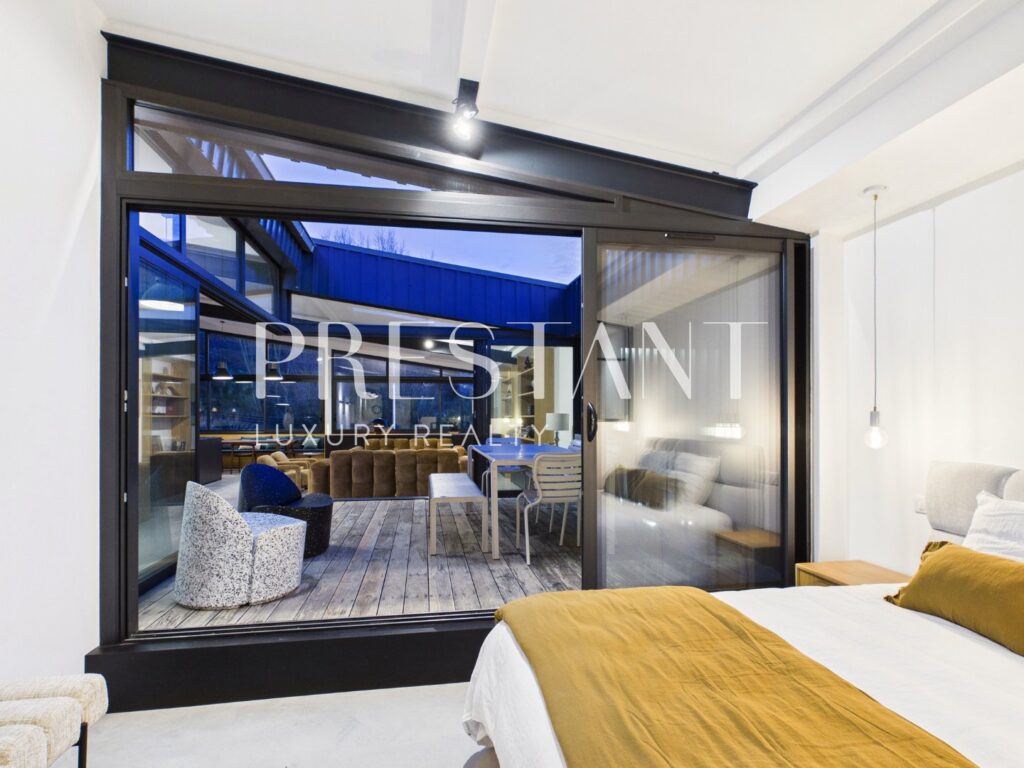 Maison – 5 pièces – 3 chambres – 226 m²