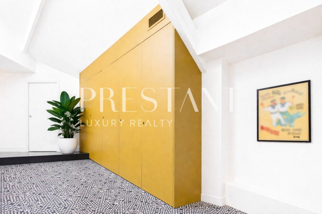 Maison – 5 pièces – 3 chambres – 226 m²