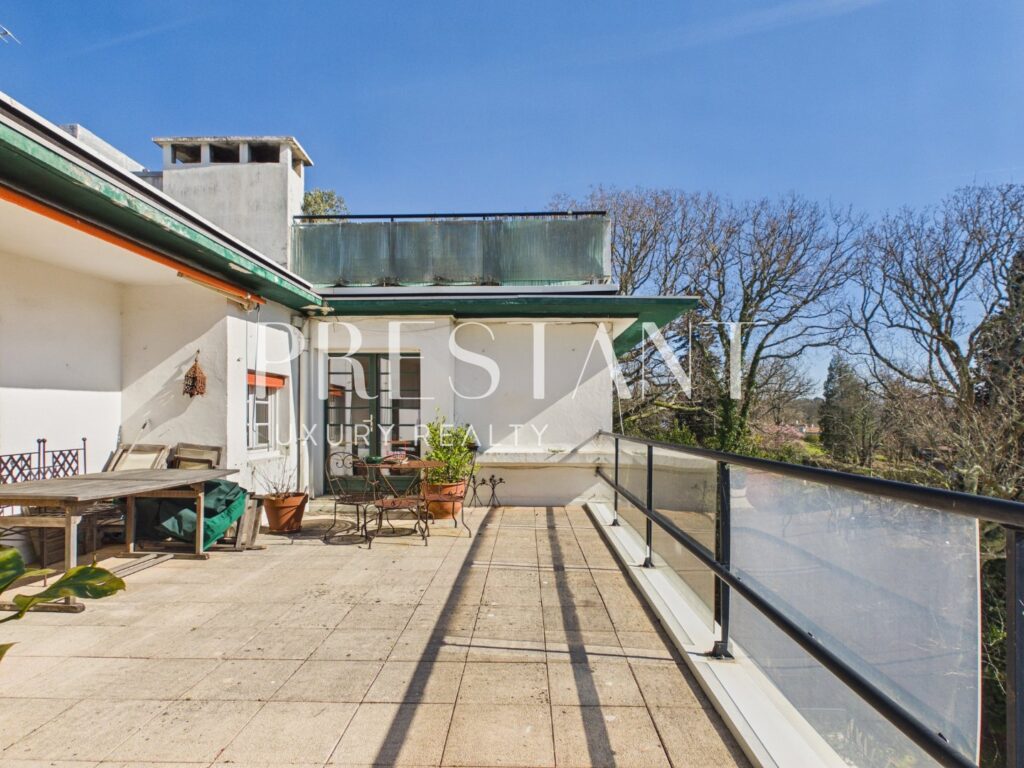 Appartement – 3 pièces – 2 chambres – 93 m²