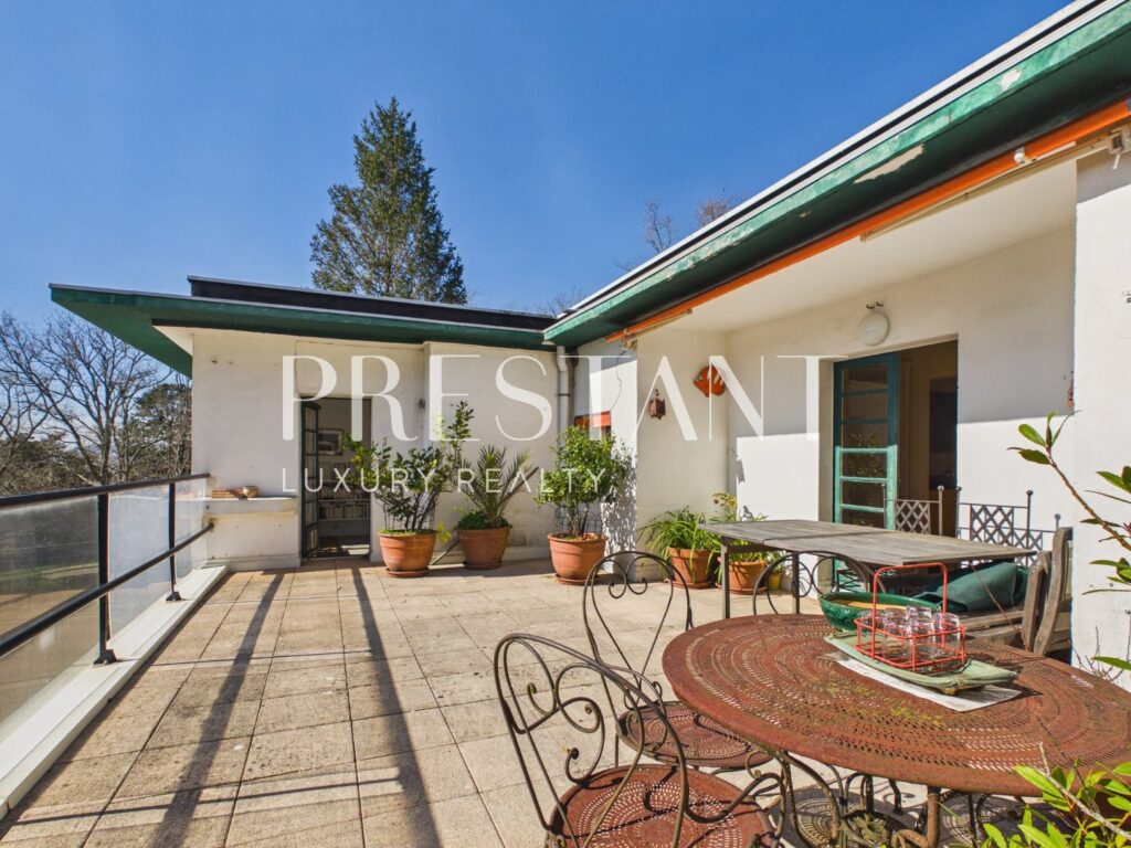 Appartement – 3 pièces – 2 chambres – 93 m²