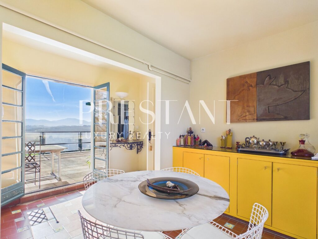 Appartement – 3 pièces – 2 chambres – 93 m²