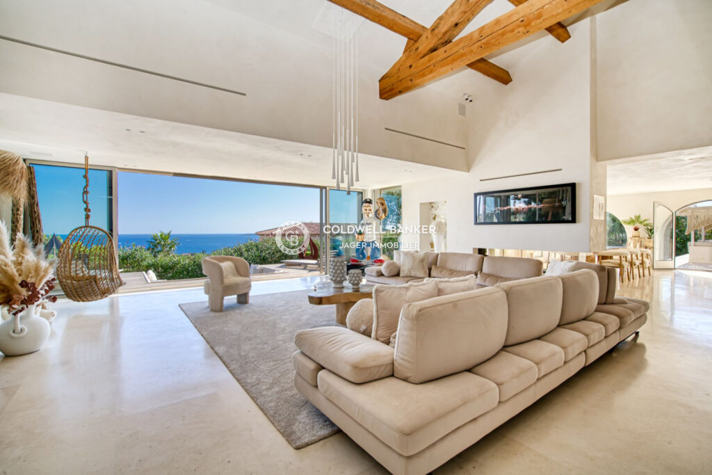 Villa d’exception avec vue mer panoramique – 7 pièces – 5 chambres – 380.00 m²