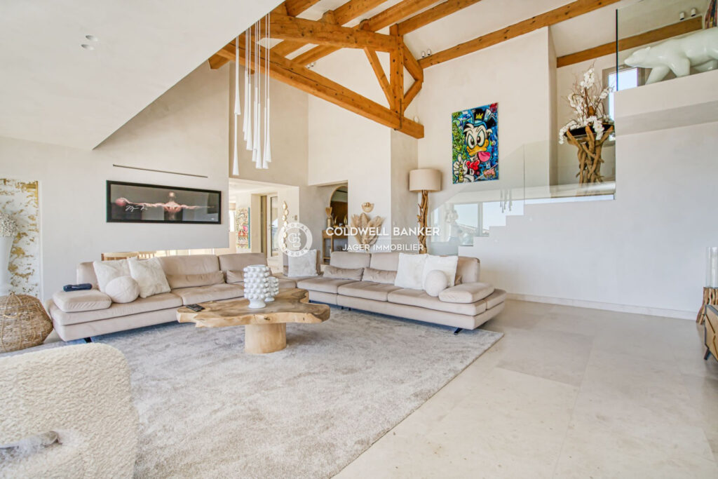 Villa d’exception avec vue mer panoramique – 7 pièces – 5 chambres – 380.00 m²