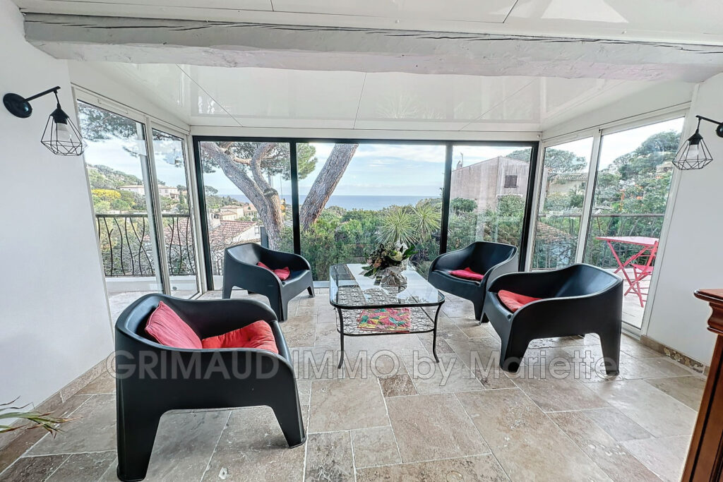 belle vue mer pour cette maison provencale au calme et 4 chamb – 6 pièces – 4 chambres – 183.00 m²