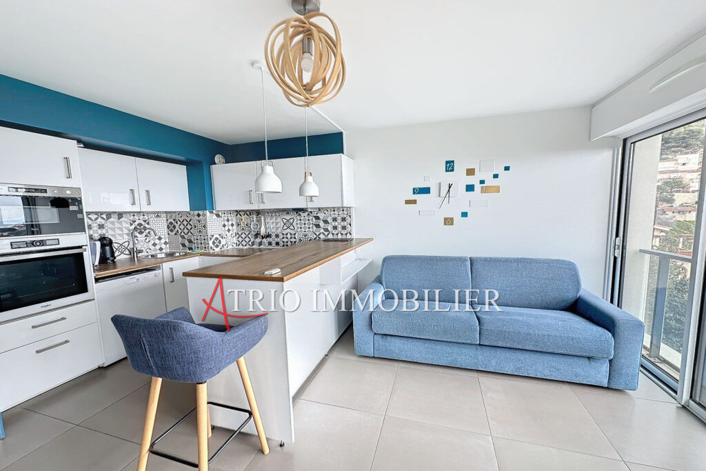 Dans une magnifique Résidence récente avec piscine à débordeme – 1 pièce – NR chambres – 28.00 m²