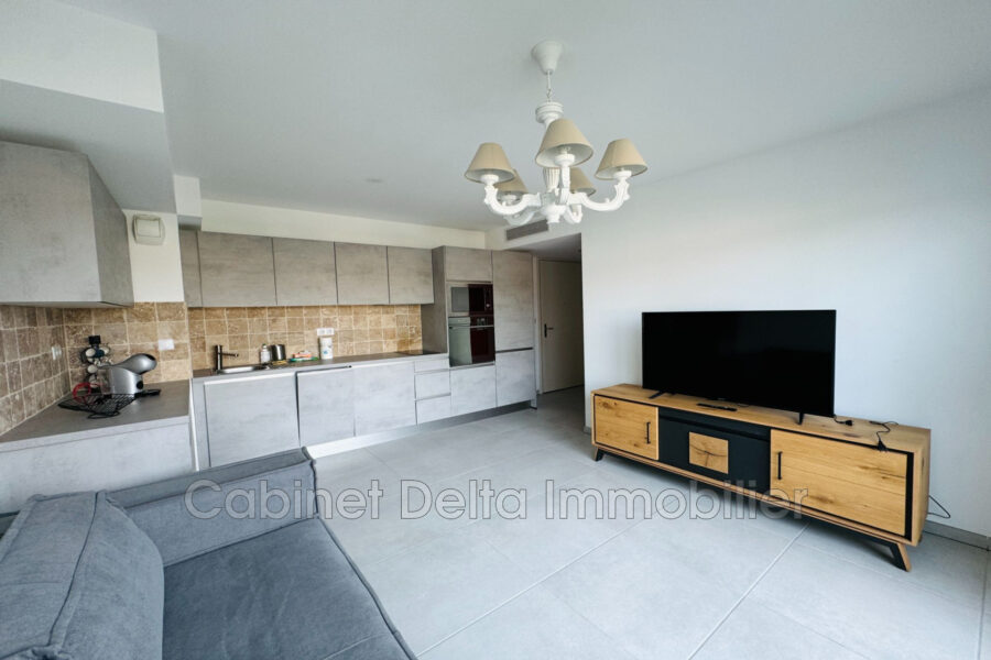 Appartement à louer à Sanary-sur-Mer — Vue mer — photo 3