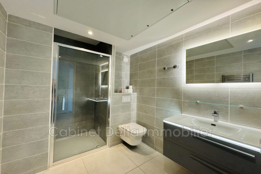 Appartement à louer à Sanary-sur-Mer — Vue mer — photo 4