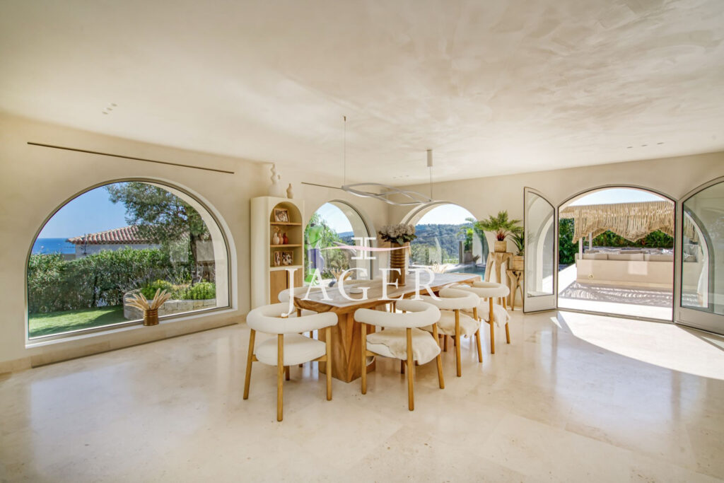 Villa d&rsquo;exception avec vue mer panoramique – 8 pièces – 5 chambres – 350.00 m²