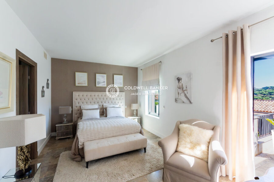 Maison à vendre à Sainte-maxime