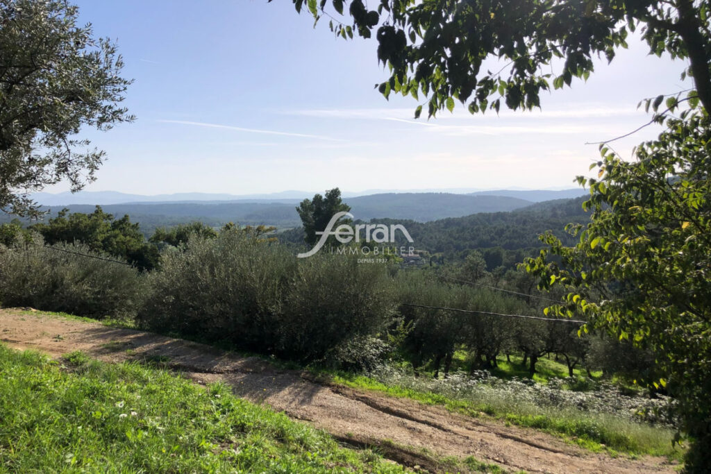 A vendre à Callas maison récente – 3 pièces – 2 chambres – 61.13 m²