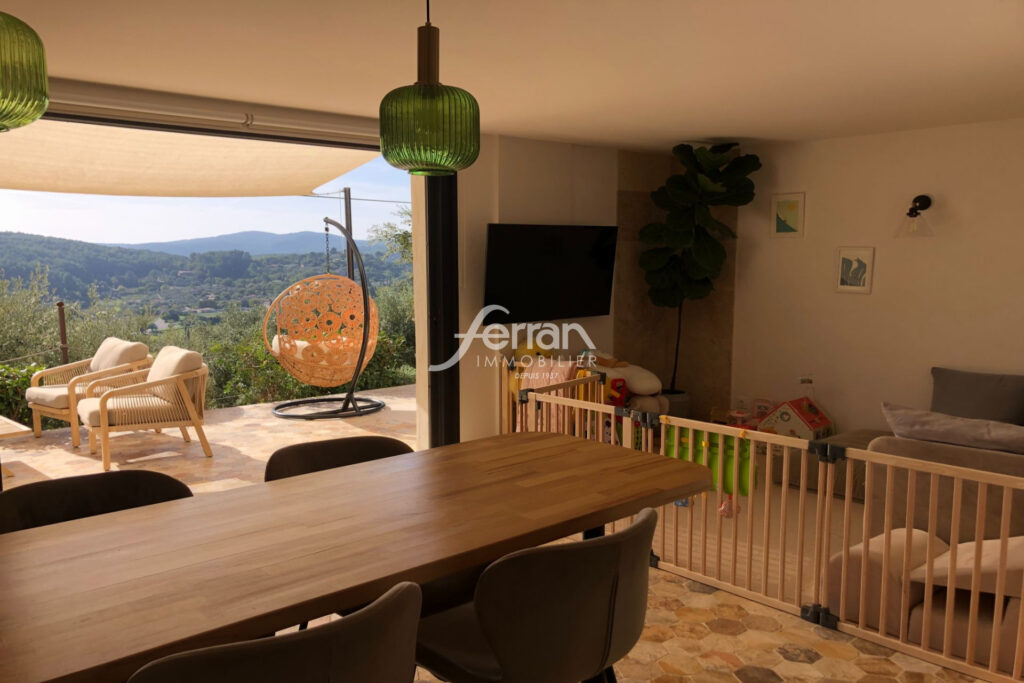 A vendre à Callas maison récente – 3 pièces – 2 chambres – 61.13 m²