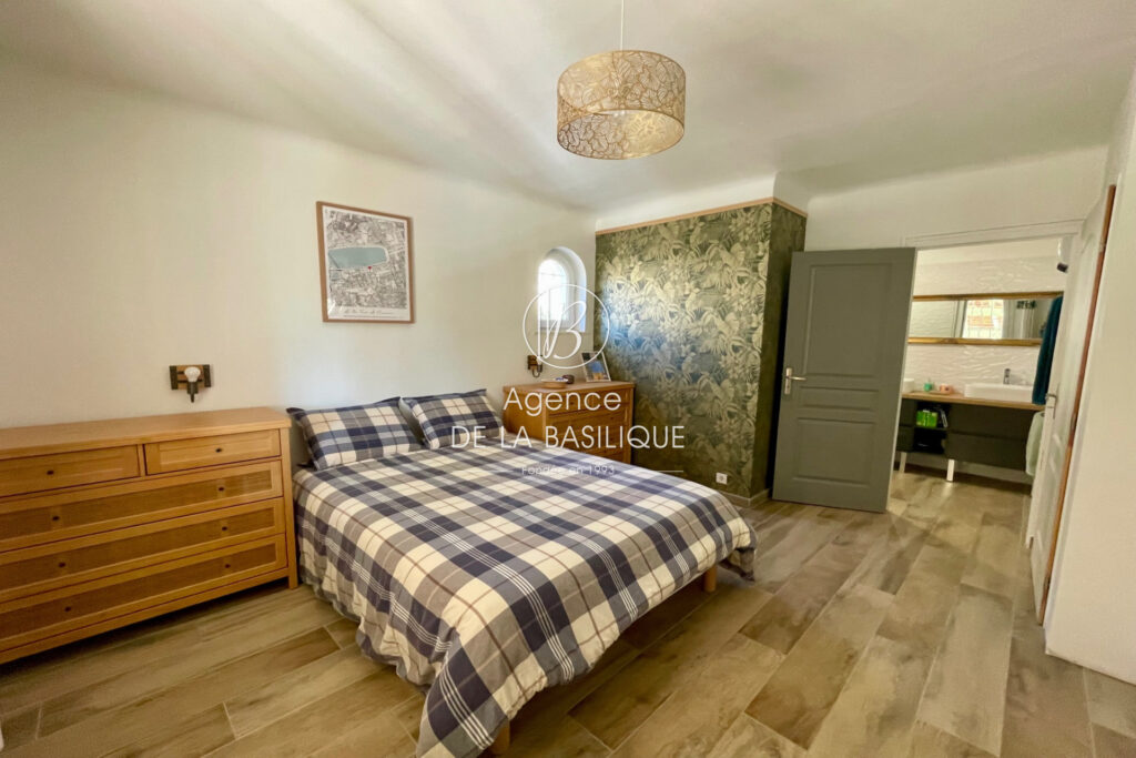 vente maison de caractère 5 Pièce(s) – 5 pièces – 4 chambres – 145.00 m²
