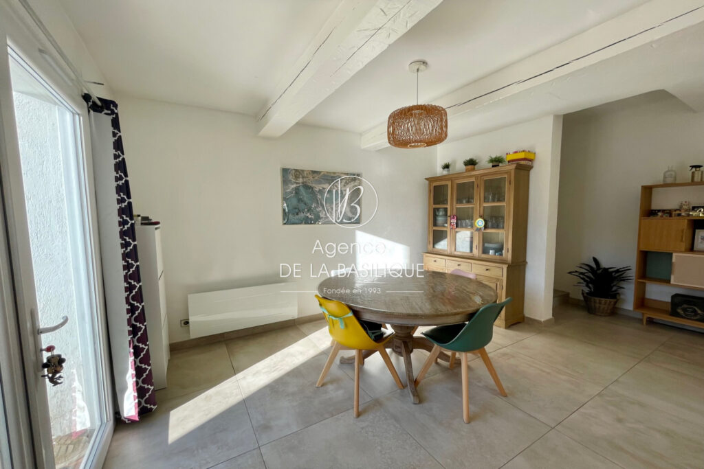 vente maison de caractère 5 Pièce(s) – 5 pièces – 4 chambres – 145.00 m²