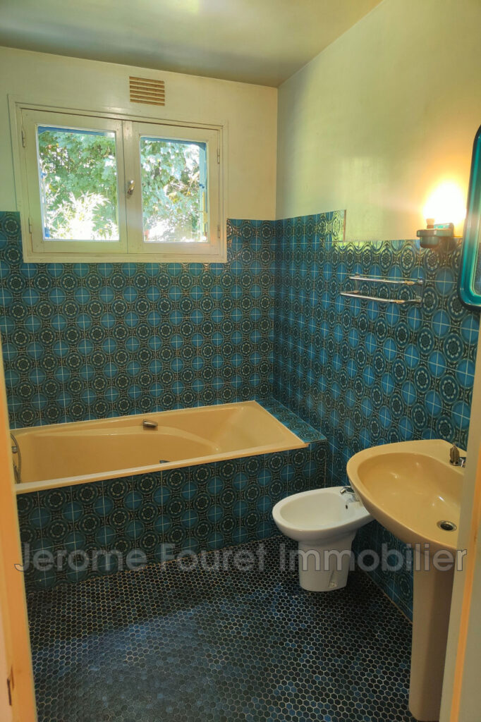 vente maison 6 Pièce(s) – 6 pièces – 5 chambres – 141.48 m²