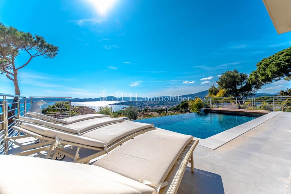 vente villa 7 Pièce(s) – 7 pièces – 3 chambres – 250.00 m²