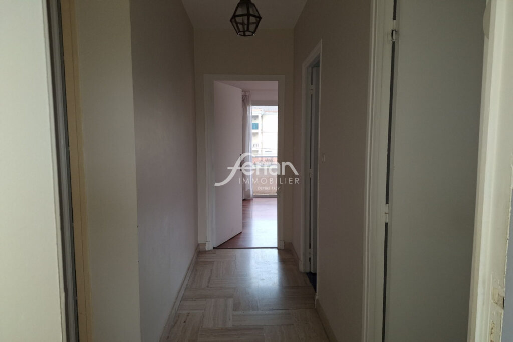 A LOUER TYPE 3 à DRAGUIGNAN – 3 pièces – 2 chambres – 77.33 m²