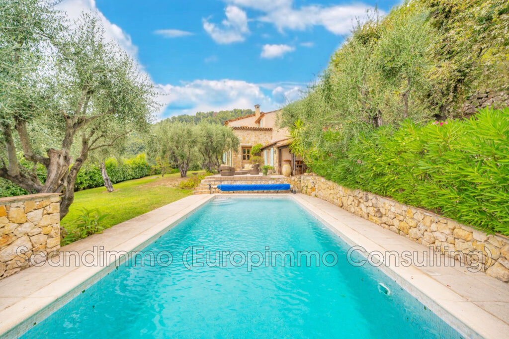 vente maison 7 Pièce(s) – 7 pièces – 4 chambres – 240.00 m²