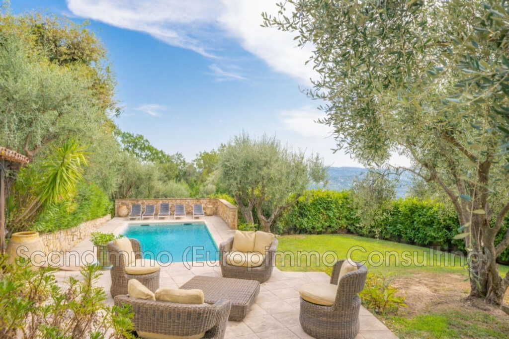 vente maison 7 Pièce(s) – 7 pièces – 4 chambres – 240.00 m²