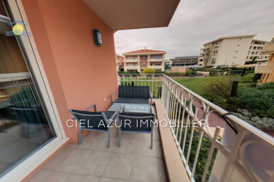 Appartement à louer à Juan-les-pins