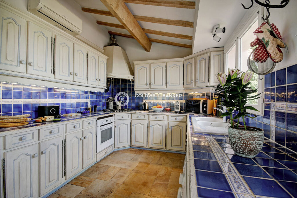 vente maison 5 Pièce(s) – 5 pièces – 4 chambres – 140.00 m²