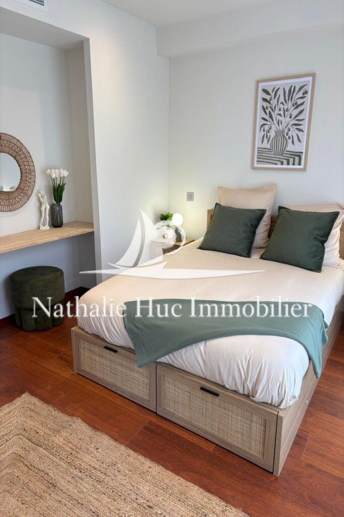 vente maison contemporaine 5 Pièce(s) – 5 pièces – 3 chambres – 174.00 m²