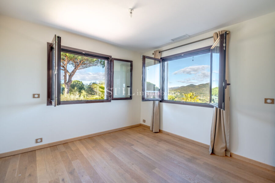 Maison à vendre à Sainte-maxime