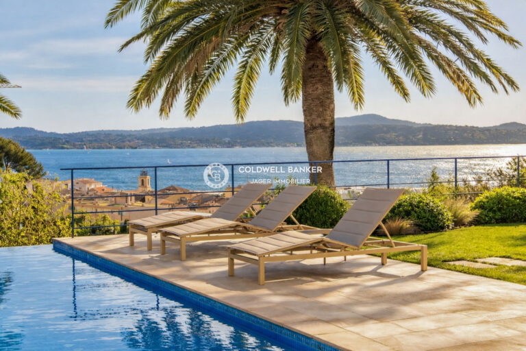 Superbe villa bourgeoise néo-méditerranéenne avec vue mer ? Sa – 6 pièces – 4 chambres – 264.00 m²