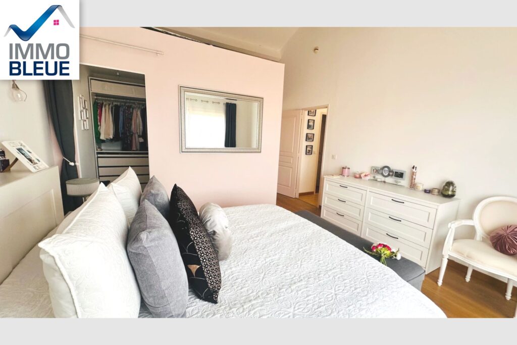 vente maison 7 Pièce(s) – 7 pièces – 5 chambres – 270.00 m²