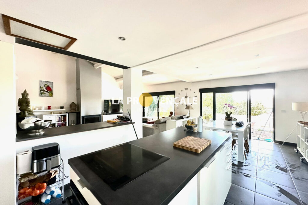 vente maison 5 Pièce(s) – 5 pièces – 4 chambres – 125.00 m²