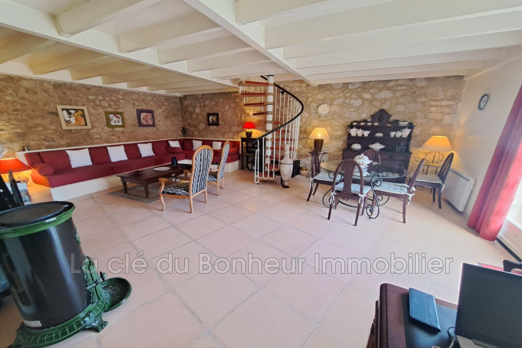 vente maison 4 Pièce(s) – 4 pièces – 3 chambres – 100.00 m²