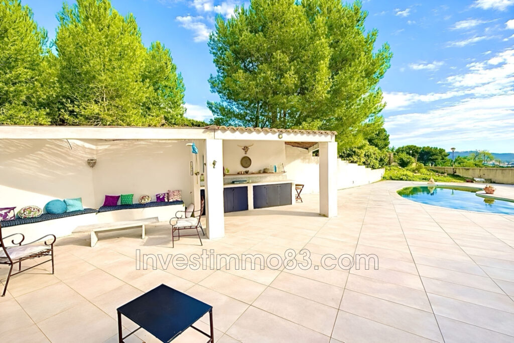 vente maison – NR pièces – 3 chambres